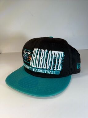 Charlotte Hornets Black & Teal Basketball Snapback Hat - New Era